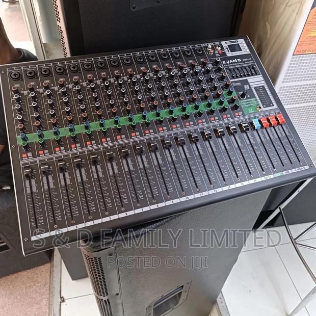 Evans SMB-17 Powered Mixer 17 Channels - main view