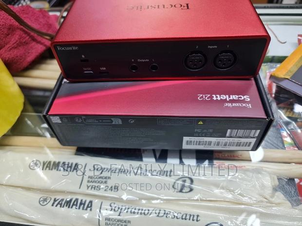 Focusrite Scarlett 2i2 4th Generation Soundcard - thumbnail 3