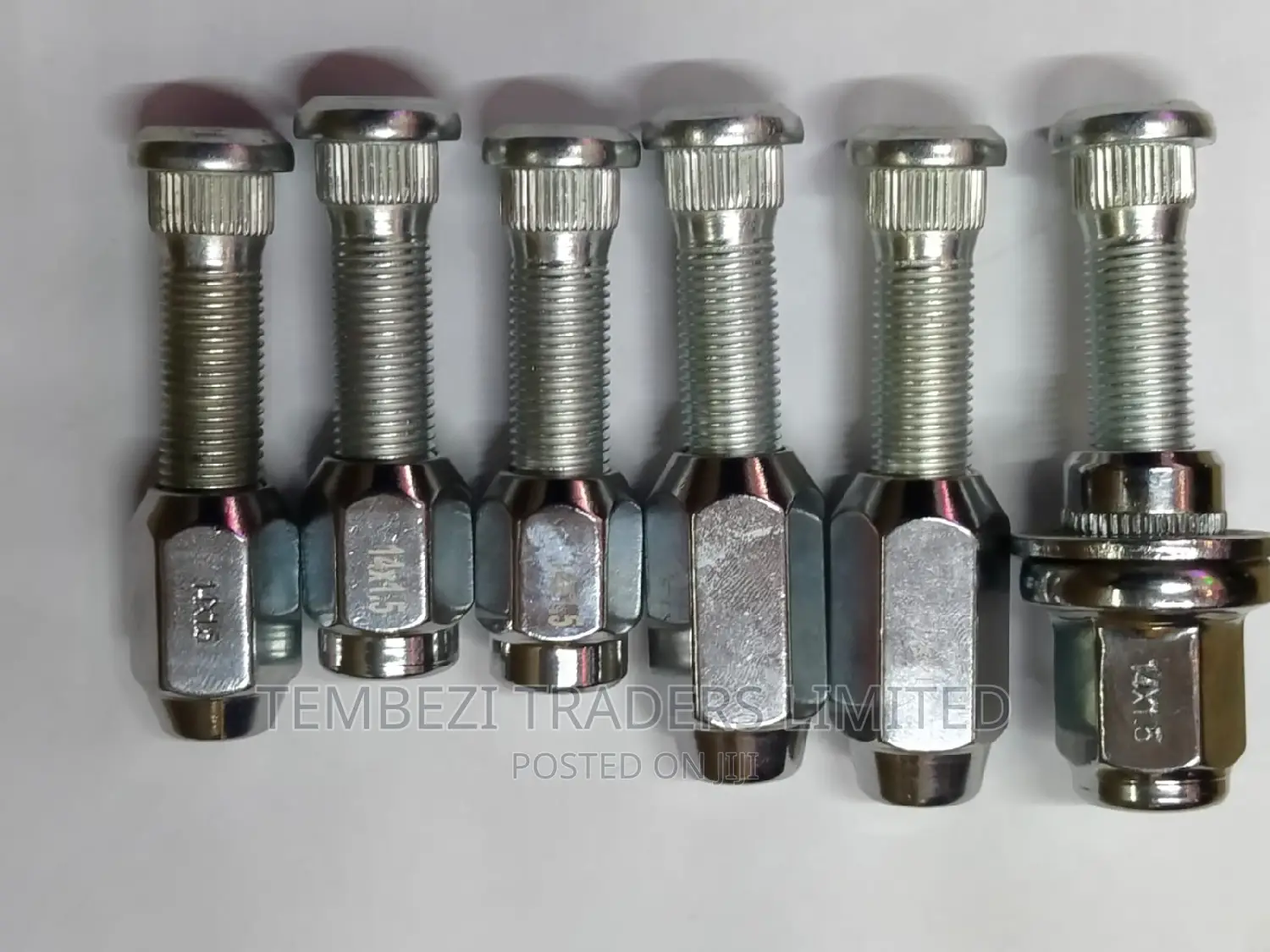 Chrome Nuts and Wheel Studs Land Cruiser