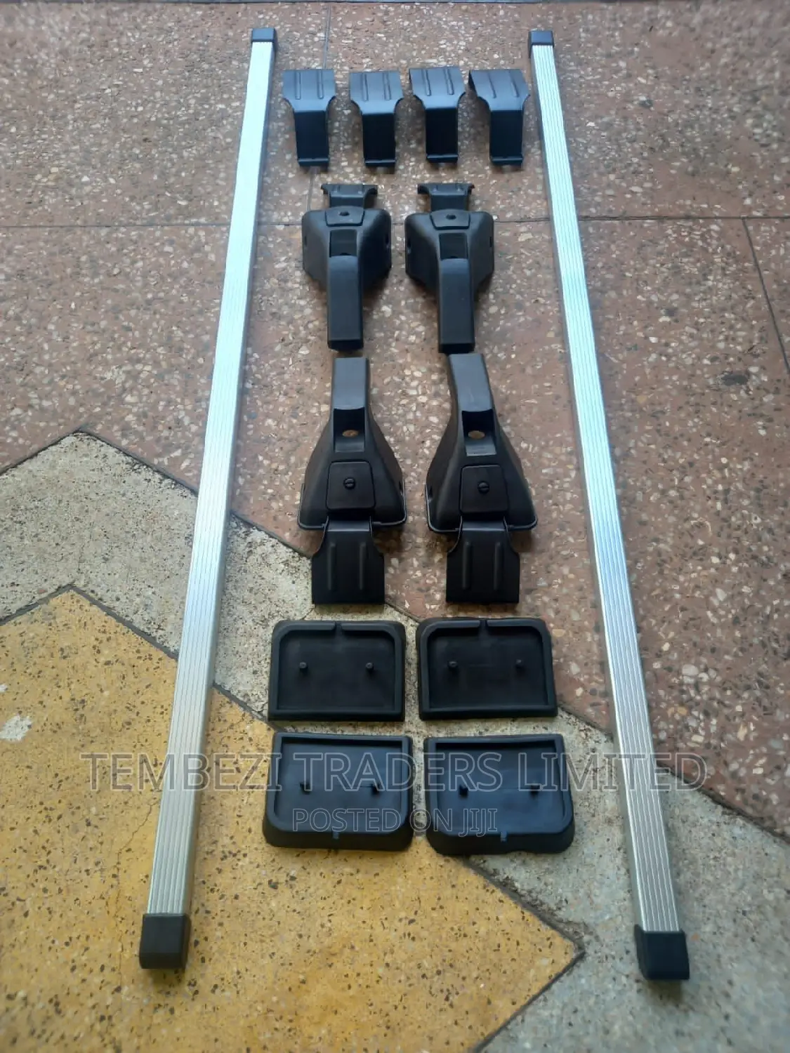 Universal Cross Bar