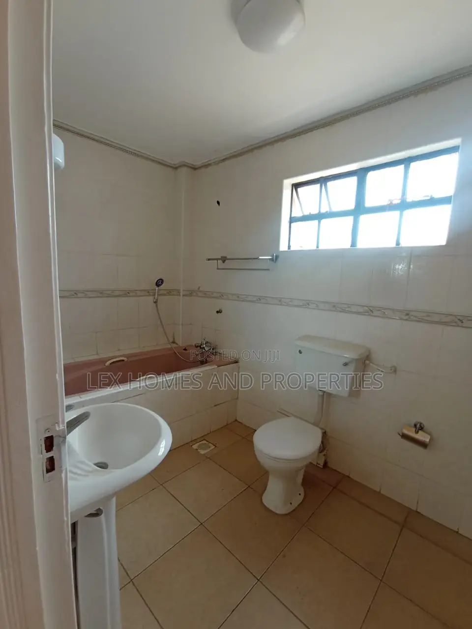 3bdrm Apartment in Maasai Lodge for rent