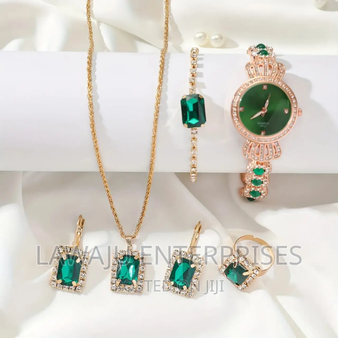 Emerald Green Ladies Jewellery Set