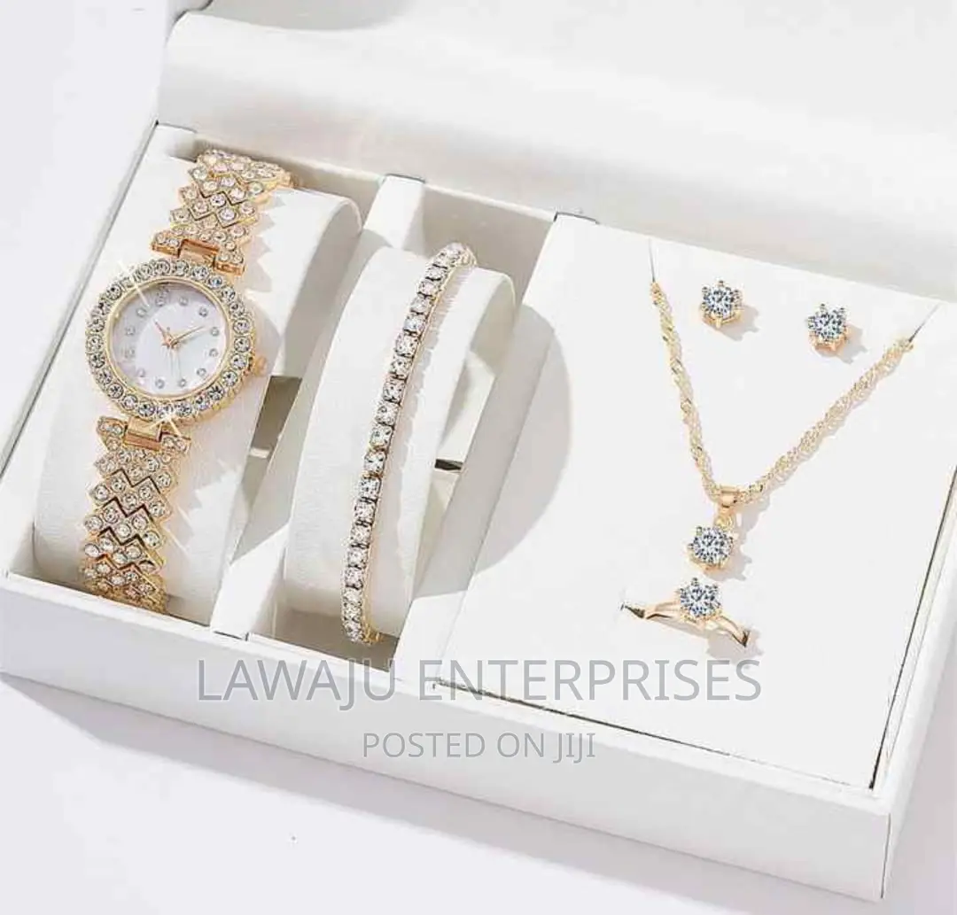 Gold Watch Ladies Gift Set