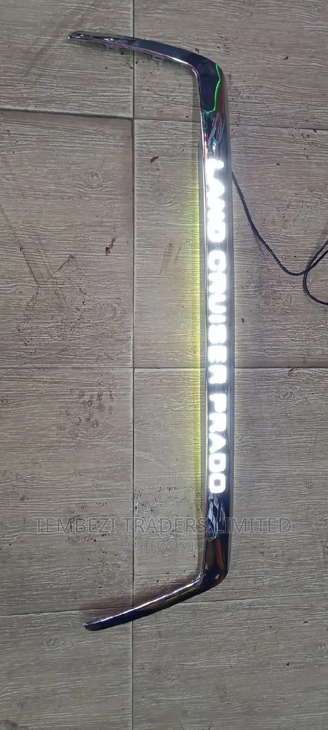 Prado Fj 150 Old Model LED Chrome Trunk Light