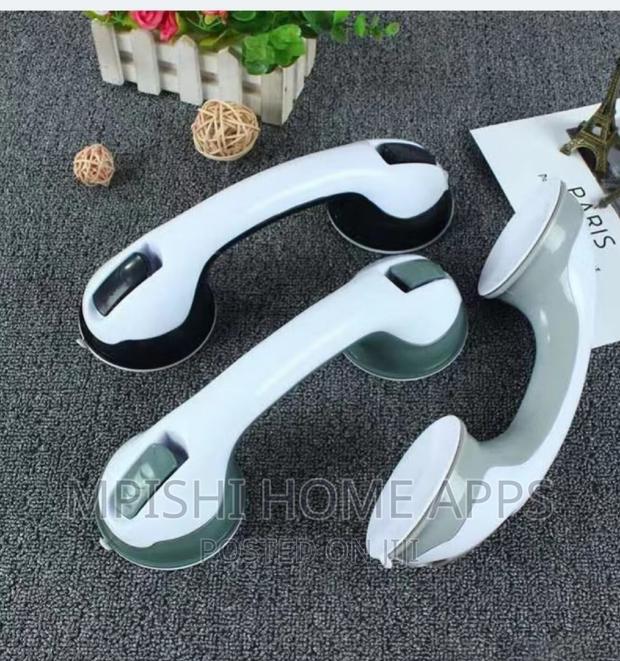 Strong Suction Helping Handle - main view