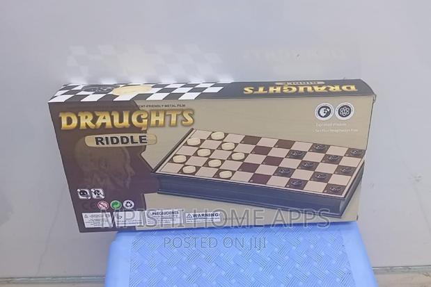 New Draughts Riddles - main view