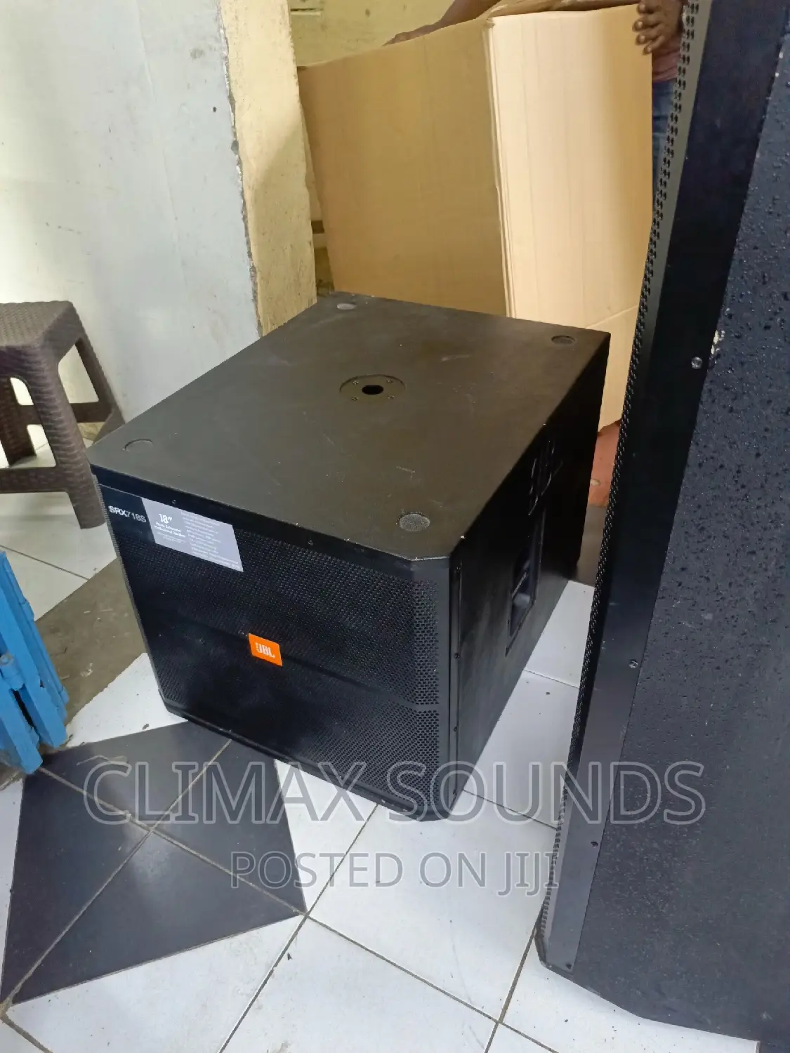Base Speaker JBL Srx718