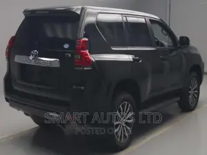 Toyota Land Cruiser Prado 2017 Black