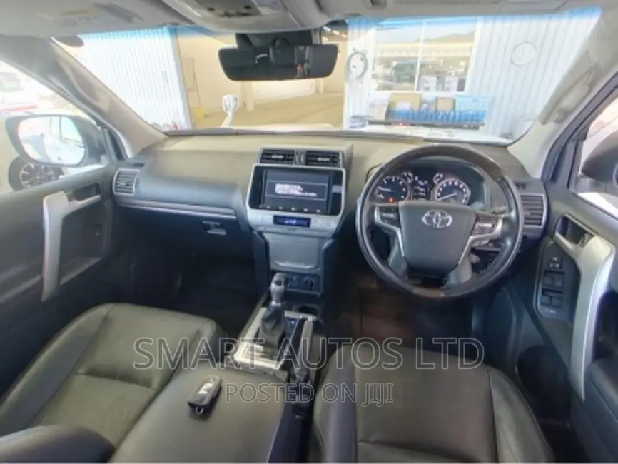Toyota Land Cruiser Prado 2018 Pearl