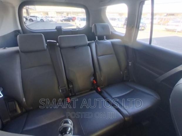 Toyota Land Cruiser Prado 2018 Pearl - thumbnail 4