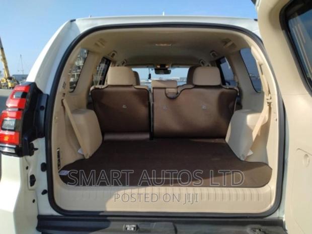 Toyota Land Cruiser Prado 2017 Pearl - thumbnail 9