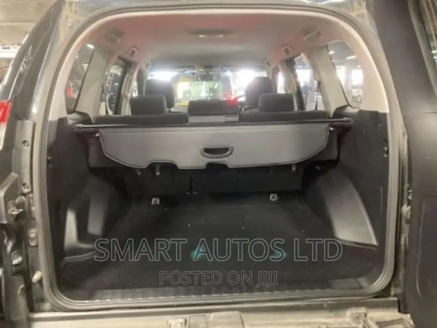 Toyota Land Cruiser Prado 2016 Green