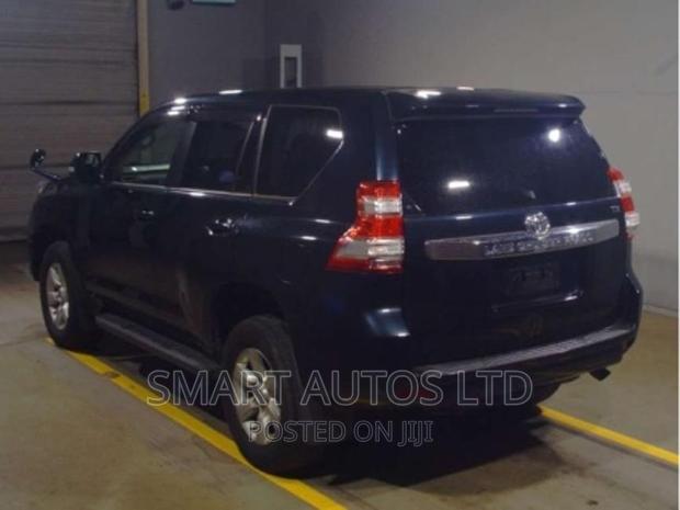 Toyota Land Cruiser Prado 2016 Green - thumbnail 8