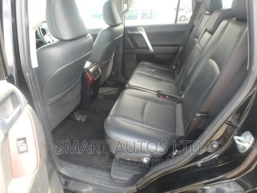 Toyota Land Cruiser Prado 2017 Black