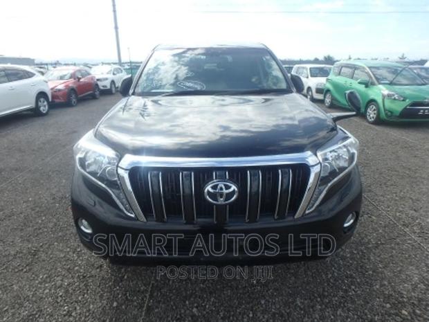 Toyota Land Cruiser Prado 2017 Black - thumbnail 13