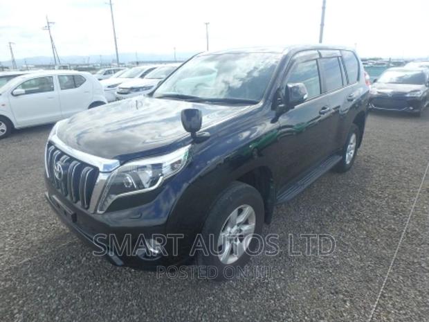 Toyota Land Cruiser Prado 2017 Black - thumbnail 14