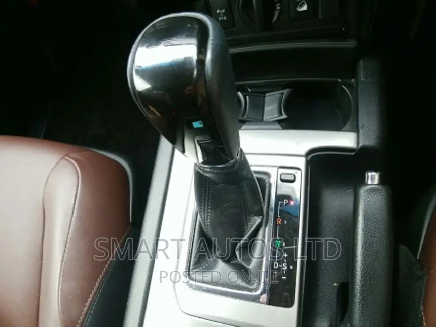 Toyota Land Cruiser Prado 2016 Brown