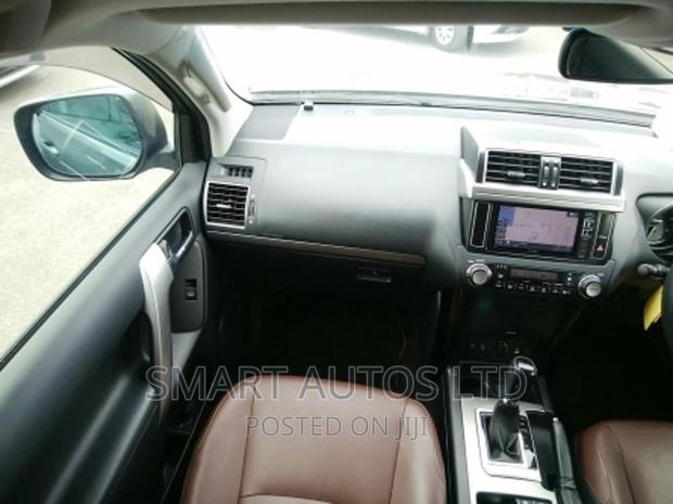 Toyota Land Cruiser Prado 2016 Brown - thumbnail 8