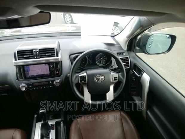 Toyota Land Cruiser Prado 2016 Brown - thumbnail 9