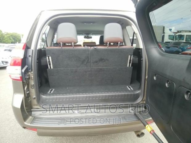 Toyota Land Cruiser Prado 2016 Brown - thumbnail 10