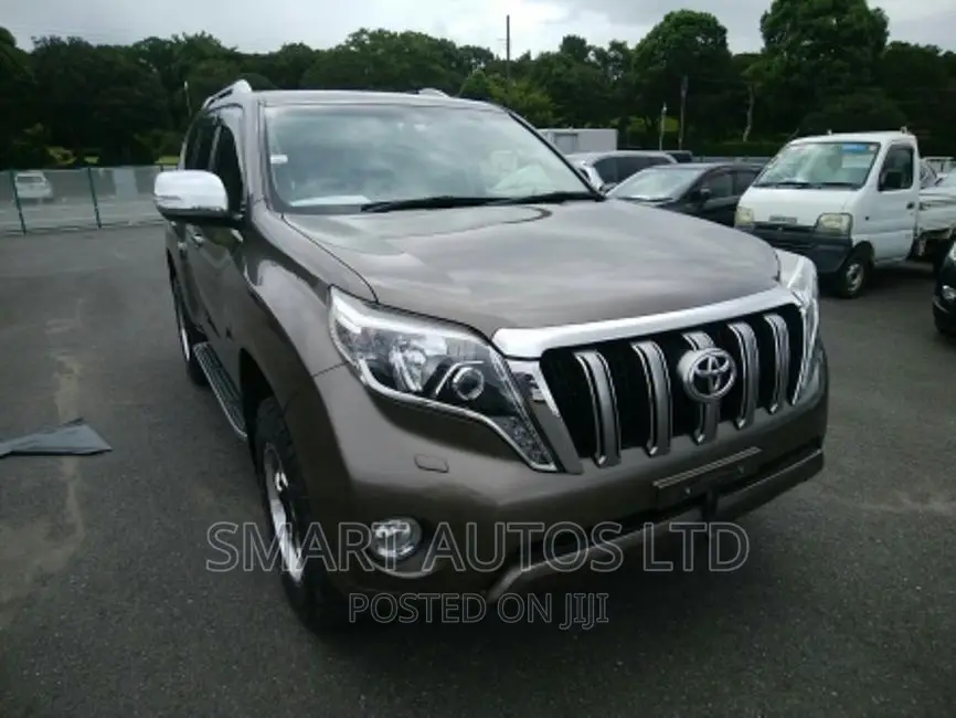 Toyota Land Cruiser Prado 2016 Brown