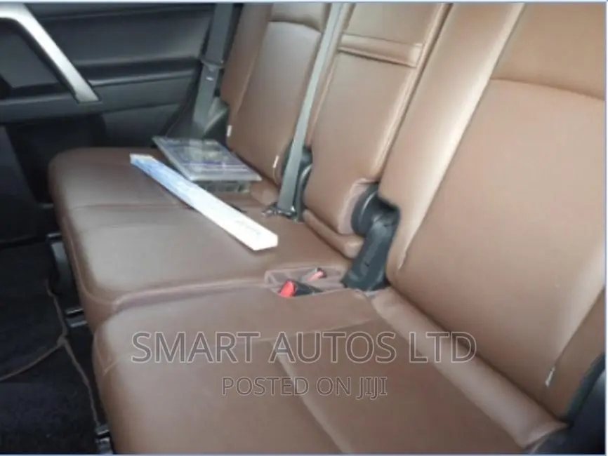 Toyota Land Cruiser Prado 2016 Brown