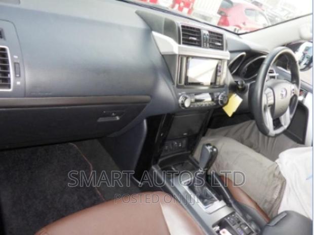 Toyota Land Cruiser Prado 2016 Brown - thumbnail 23