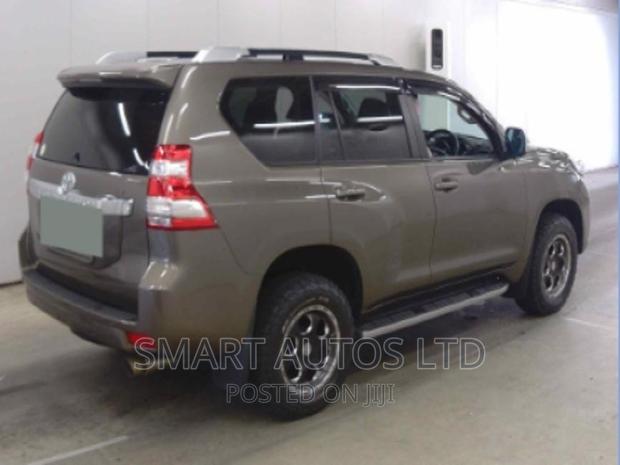 Toyota Land Cruiser Prado 2016 Brown - thumbnail 24