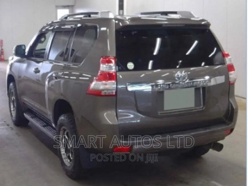 Toyota Land Cruiser Prado 2016 Brown