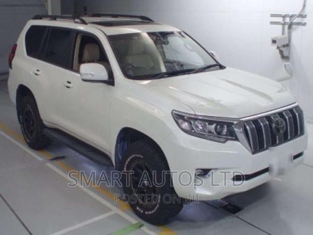 Toyota Land Cruiser Prado 2018 Pearl - thumbnail 2