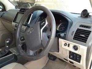 Toyota Land Cruiser Prado 2018 Pearl