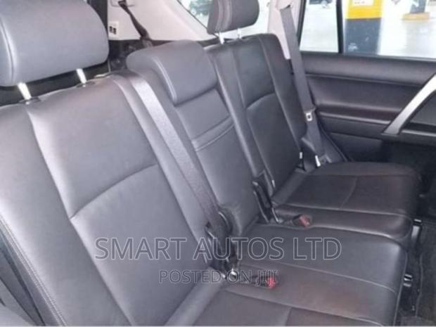 Toyota Land Cruiser Prado 2016 Pearl - thumbnail 6