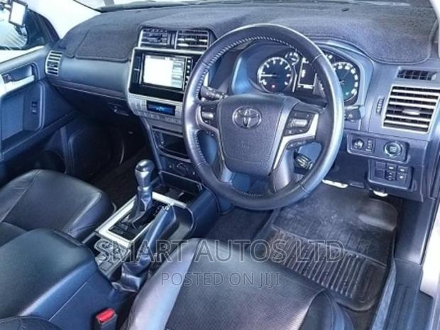 Toyota Land Cruiser Prado 2018 Brown - thumbnail 5