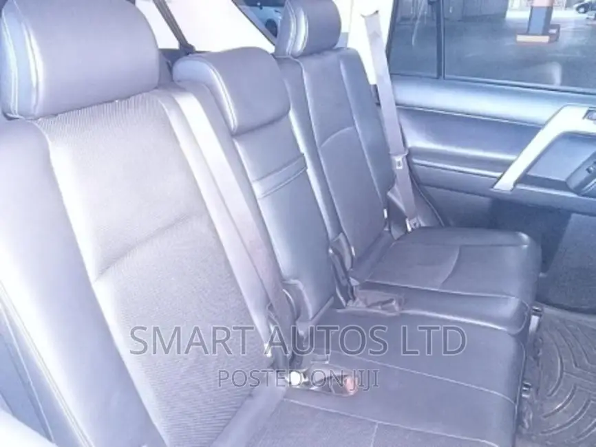 Toyota Land Cruiser Prado 2018 Brown