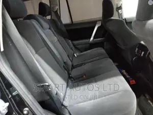 Toyota Land Cruiser Prado 2017 Black