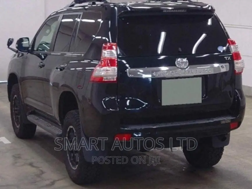 Toyota Land Cruiser Prado 2017 Black