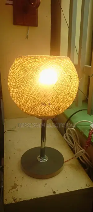 Table Lamps With Metal Stand
