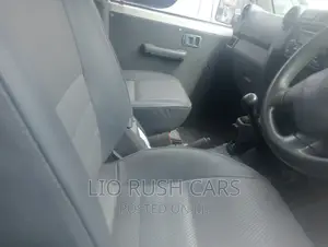 Toyota Land Cruiser 2016 White