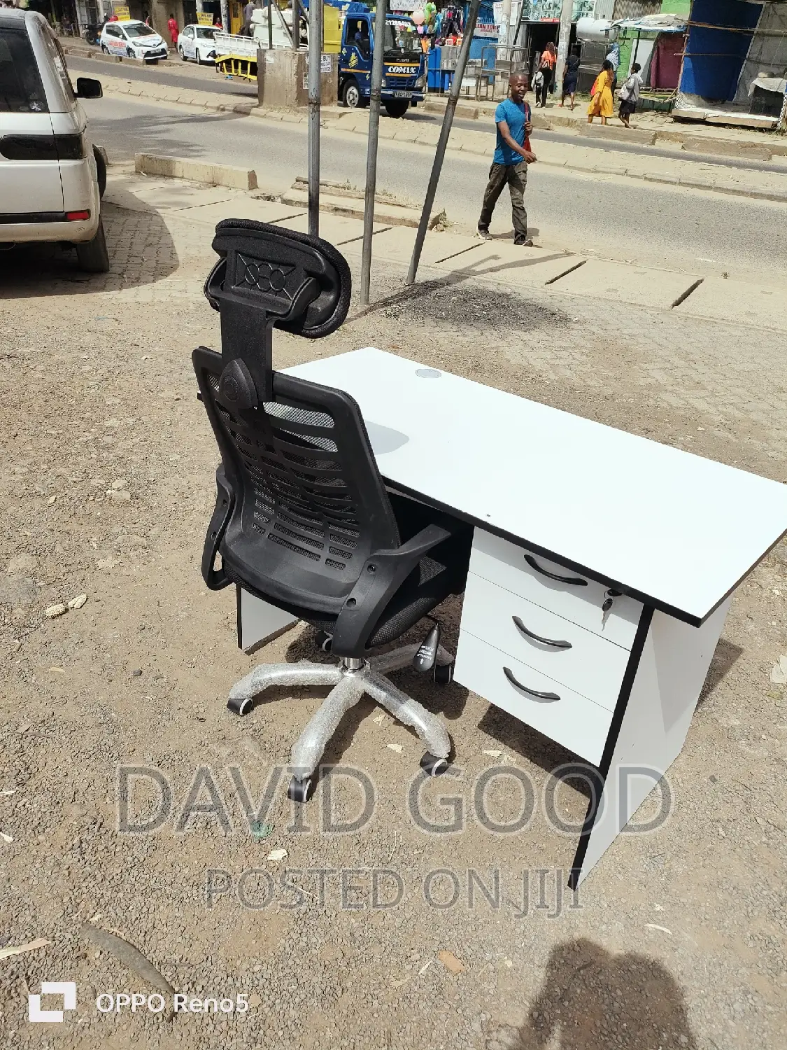 Office Table and Chairs Office Chair Office Chair Office