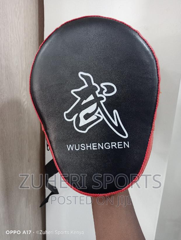 Boxing Target Pad Martial Arts Mitts Hand Punching Target - main view