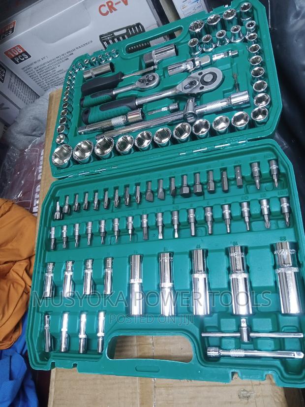 108 Piece Mechanic’S Tool Kit
