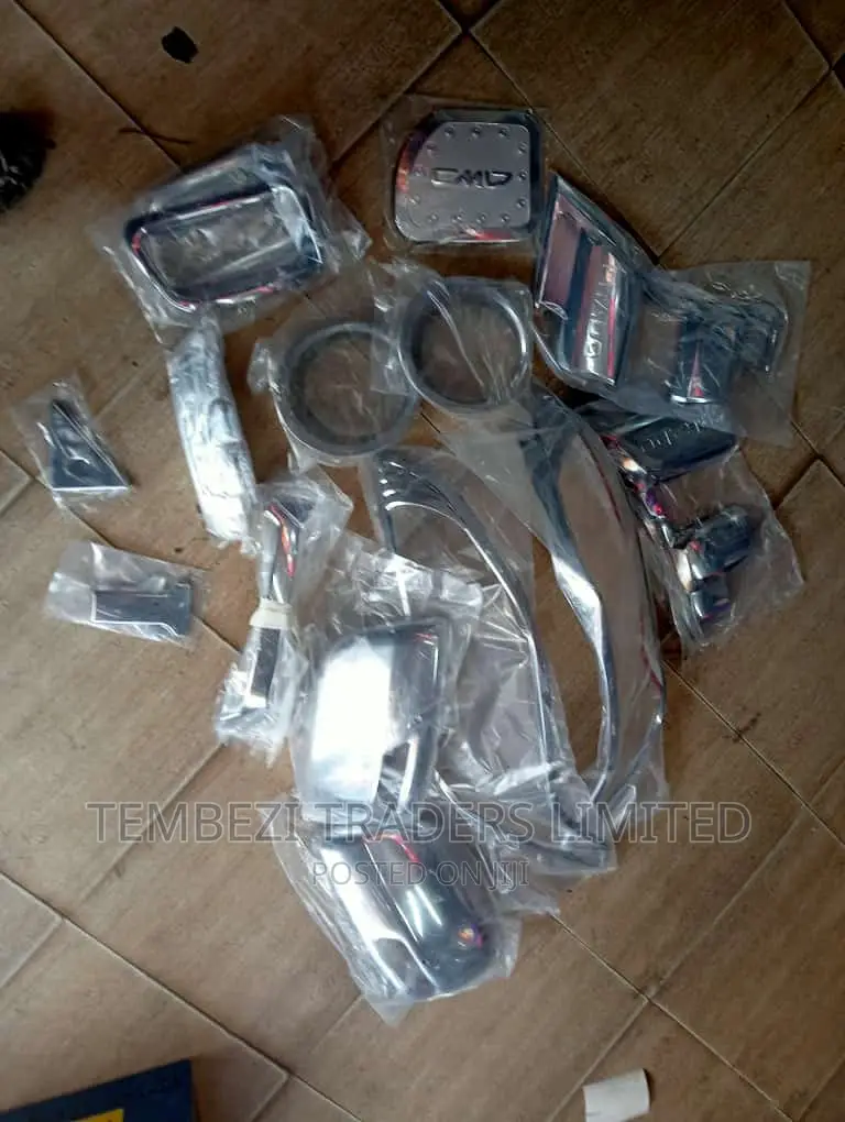Prado Fj 150 Complete Chrome Kit/Tear Drop