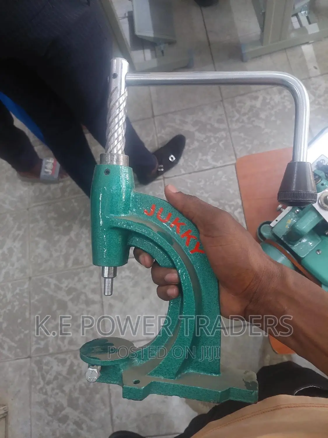 Strong Jukky Button Press Machine