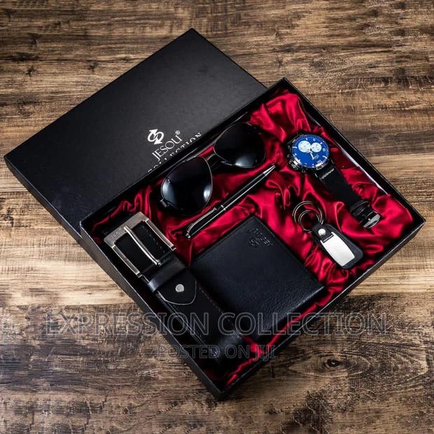 Men Gift Sets.Wallet,Watch,Belt and Spray