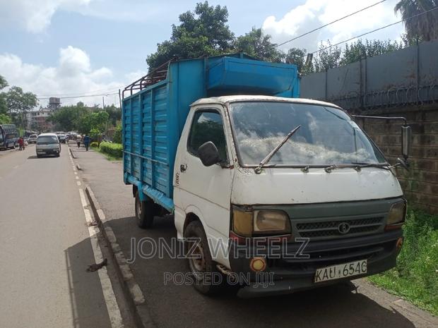 Toyota Hiace Canter Diesel Manual - thumbnail 3