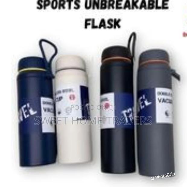 Sports Unbreakable Flask
800ml Flask