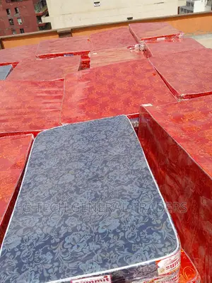 Matress! Mattress Available 4*6,6inch Medium Duty