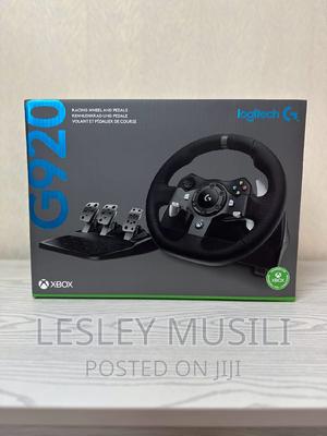 Logitech G920 Driving Force Racing Wheel Ffor Xbox Series - main view