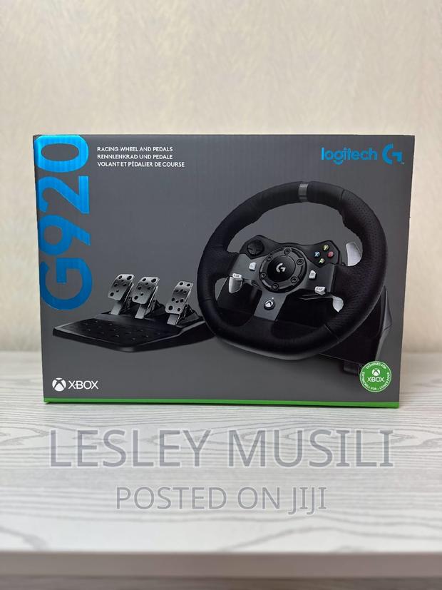 Logitech G920 Driving Force Racing Wheel Ffor Xbox Series
