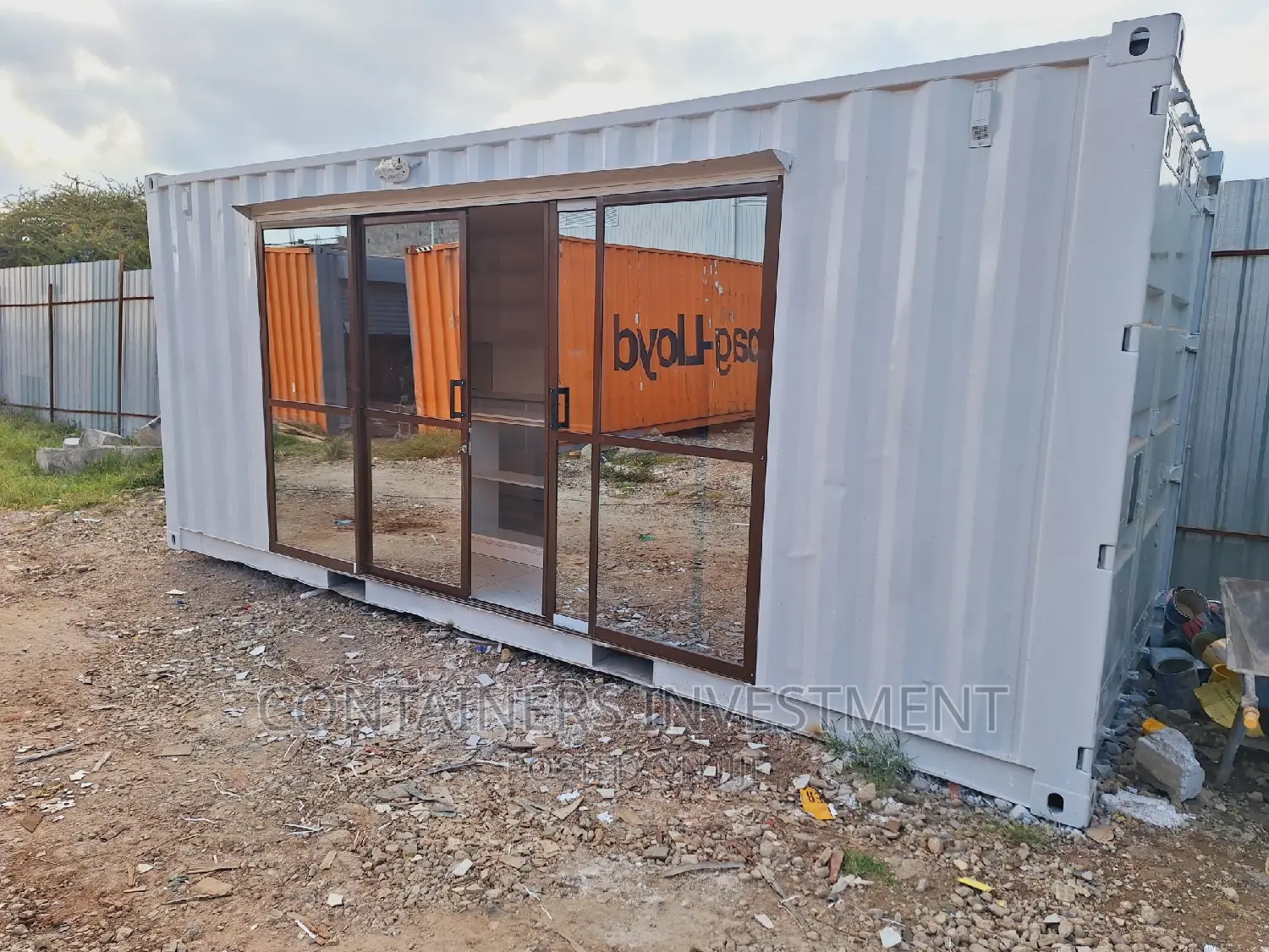 20ft Container Pharmacy Unit